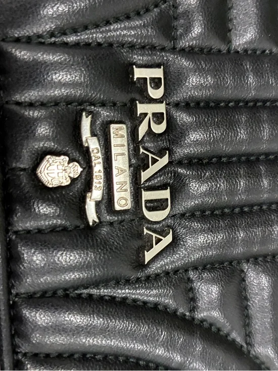 Prada Black Quilted Leather Chain Wallet-authentic - Picture 2 of 6